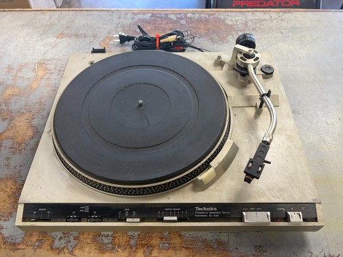 Technics frequency generator - frequency,